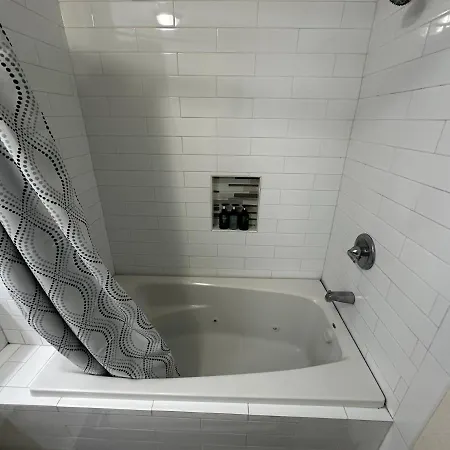 Family Haven With Spacious Yard Holiday home Garden Grove