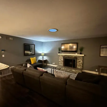 Family Haven With Spacious Yard Holiday home *
